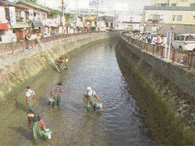 市民いっせい清掃（堀川清掃、毎年１０月第１日曜日）